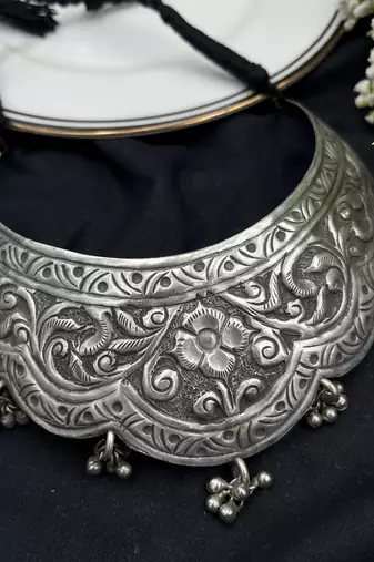 Tribal Silver Choker | Oxidized Floral Statement Necklace | Boho Ethnic Collar