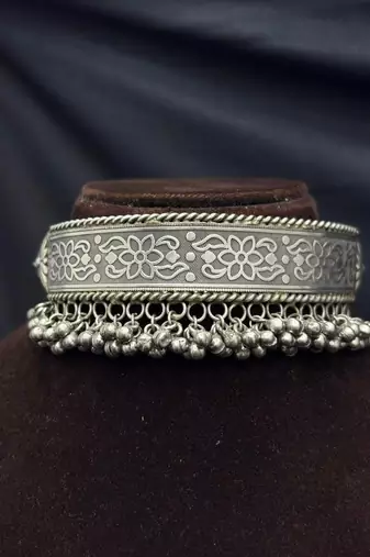 Antique Oxidised Silver Tribal Hasli Necklace | Vintage Ethnic Statement Hasli Torque Necklace