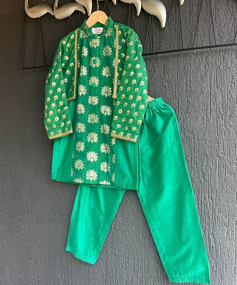 Parrot green printed chanderi kurta set