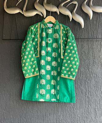 Parrot green printed chanderi kurta set 5