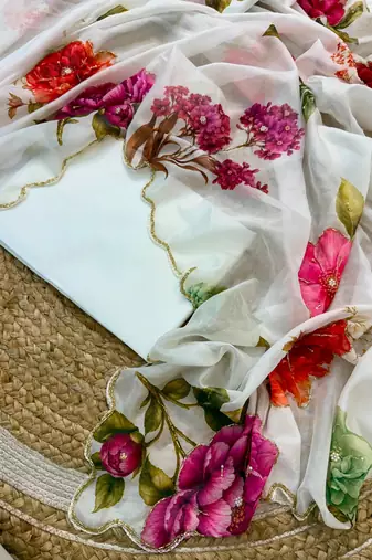 Cream silk blend floral print printed saree