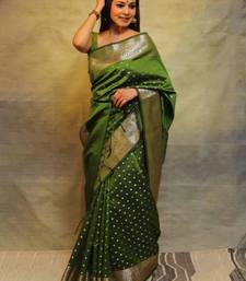 Green silk blend zari woven woven saree