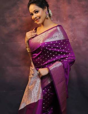 Purple silk blend zari woven woven saree 2