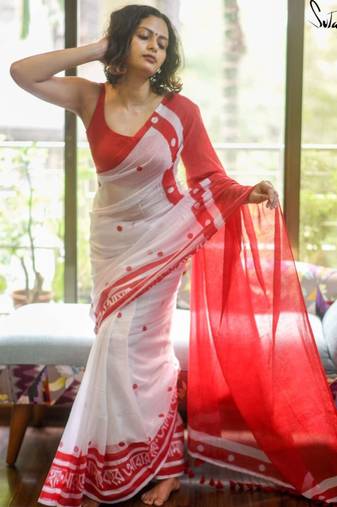 White linen floral print printed saree