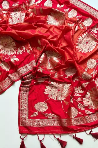 Reed Color Zari Weveing Work Georgette Saree