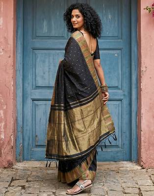 black silk blend saree with blouse 3