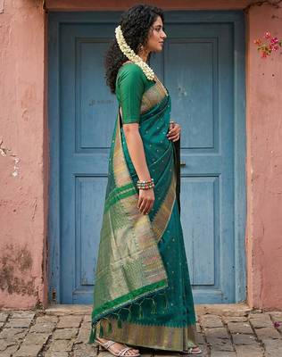 dark green silk blend saree with blouse 2