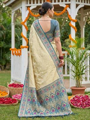 navy blue silk blend saree with blouse 3