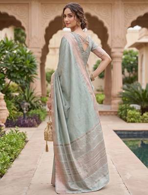 Kavindi women's cotton silk solid print with golden woven border saree with blouse 3