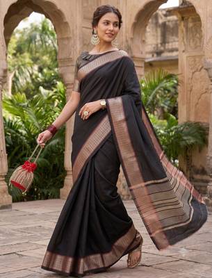 Kavindi women's cotton silk solid print with golden woven border saree with blouse 2