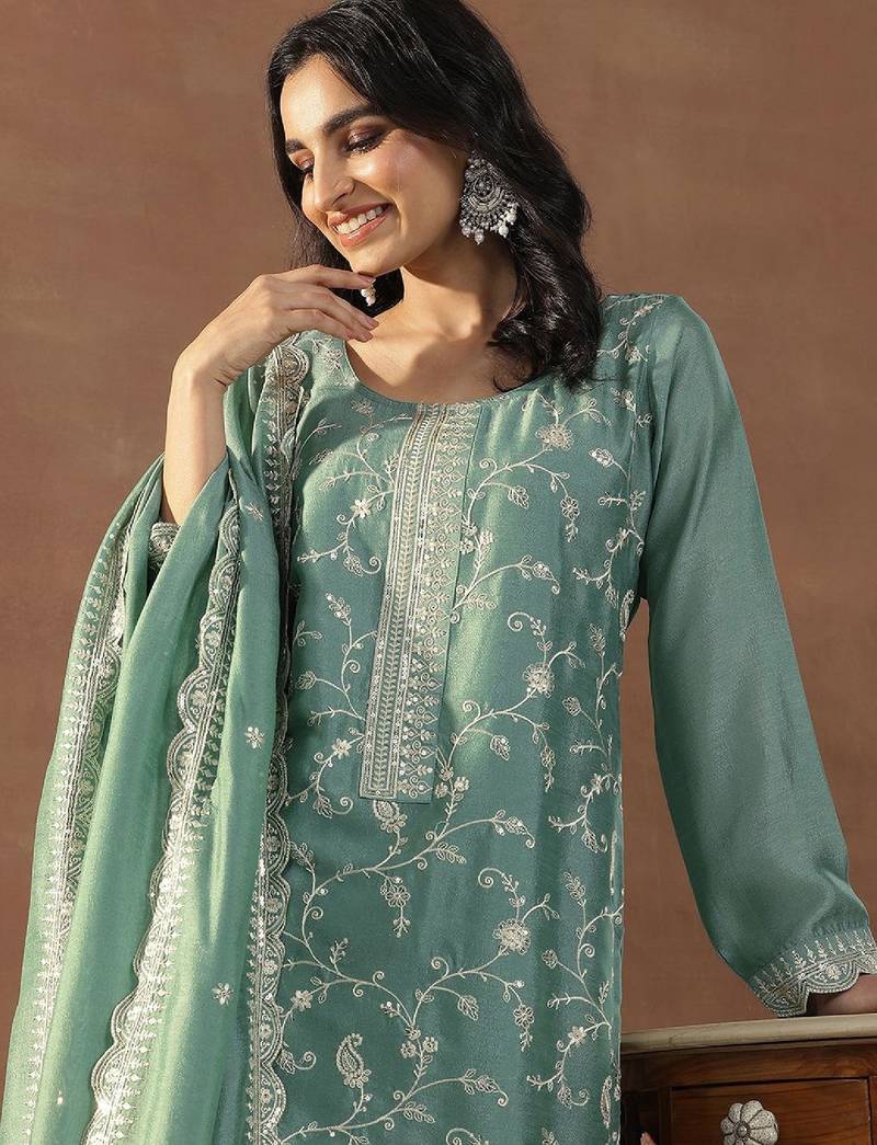 Women's sea green silk blend straight kurta set with dupatta and pant