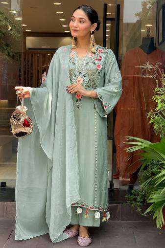 Women's light green chanderi straight kurta set with dupatta and pant