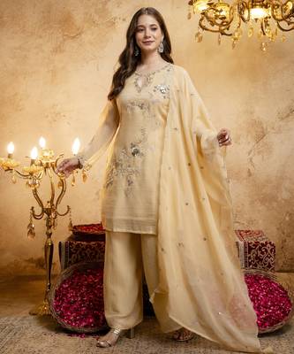 Women's yellow embroidered silk blend kurta set with dupatta and palazzo 3