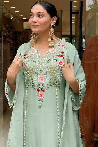 Women's light green chanderi straight kurta set with dupatta and pant