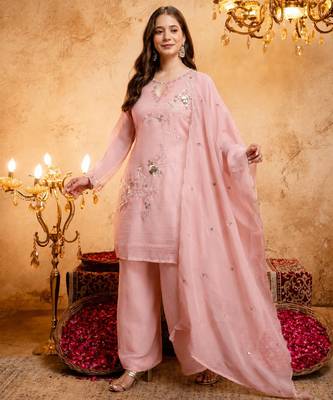 Women's pink embroidered silk blend kurta set with dupatta and palazzo 4