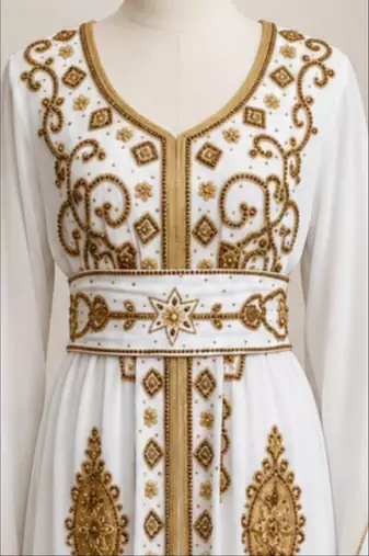 Women’s White & Gold Geometric Embroidered Islamic Kaftan with Wide Waist Belt – Full Length