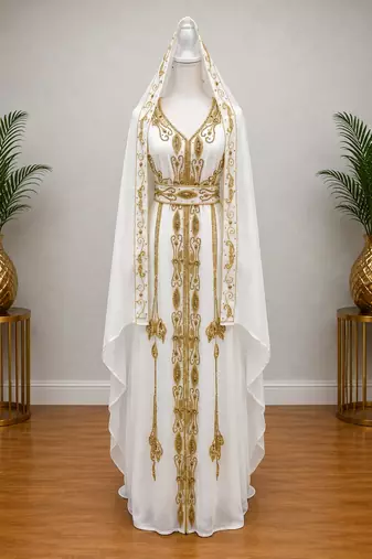 Women’s Luxury White & Gold Embroidered Hooded Farasha with Belt – Premium Islamic Modest Dress