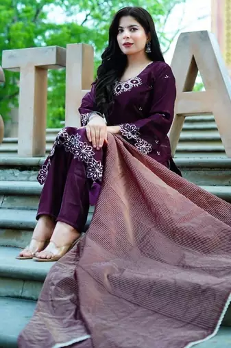 Women’s wine embroidered kurta pant set with striped dupatta