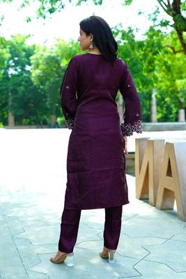 Women’s wine embroidered kurta pant set with striped dupatta 5