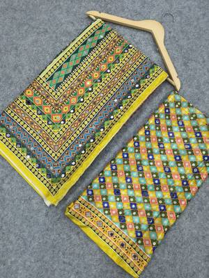Women   s mustard yellow printed saree with traditional beautiful print and with real mirror work 5