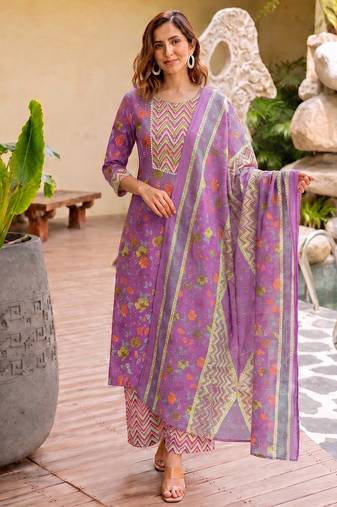 Mirchi Fashion Women's Purple Floral Print Pure Cotton Kurti With Bottom & Dupatta set