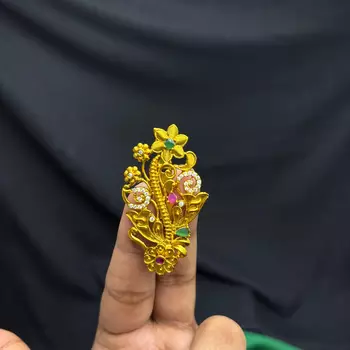 Traditional Indian Saree Brooch, Gold Tone Floral Peacock, Kundan Style Pin 3