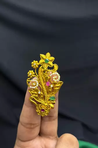 Traditional Indian Saree Brooch, Gold Tone Floral Peacock, Kundan Style Pin