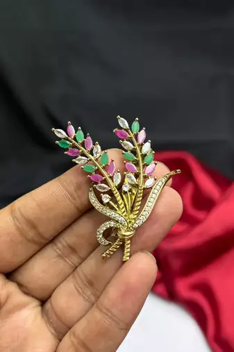 Multicolor Floral Saree Brooch, Kundan Style, Bridal Wedding Jewelry