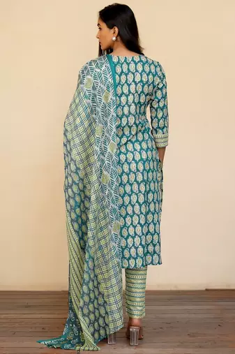 Mirchi Fashion Women's Teal Paisley Batik Print Pure Cotton Kurti With Bottom & Dupatta set