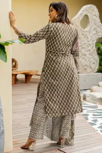 Mirchi Fashion Women's Brown Floral Print Pure Cotton Kurti With Bottom & Dupatta set
