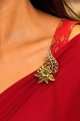 Peacock Floral Saree Brooch, Gold Tone Indian Jewelry, Bridal Accessory