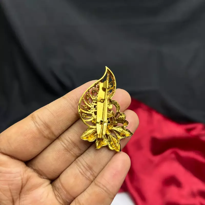 Peacock Floral Saree Brooch, Gold Tone Indian Jewelry, Bridal Accessory