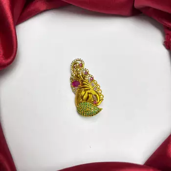 Traditional Indian Saree Brooch, Pink Green Stone, Gold Tone Sari Pin, Kundan Style Bridal Brooch 4
