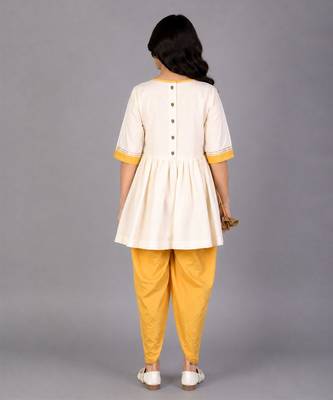 Off white yellow embroidered cotton silk kurta dhoti set 3