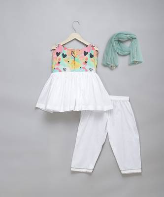 Off white green printed cotton kurta set 4
