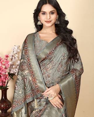 Floral printed zari bandhani saree 1