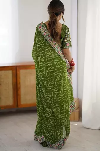 Bandhani sequinned pure georgette bandhani saree