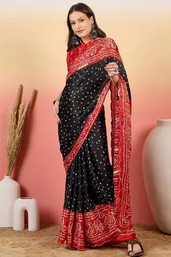 Bandhani saree with blouse