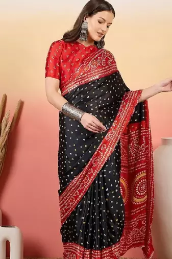 Bandhani saree with blouse
