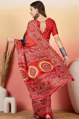 Bandhani saree with blouse