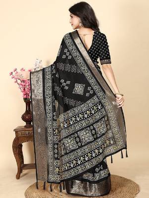 Floral printed cotton silk bandhani saree 3