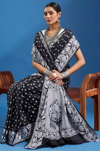 Women bandhani printed saree