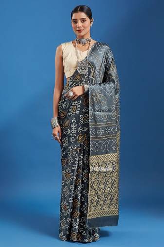 Tie-dye printed bandhani saree with plain border & unstitched blouse