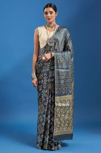 Tie-dye printed bandhani saree with plain border & unstitched blouse
