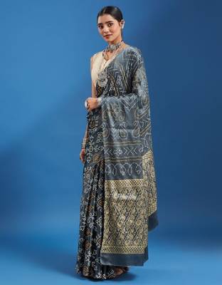 Tie-dye printed bandhani saree with plain border & unstitched blouse 2