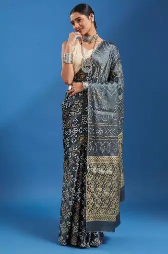 Tie-dye printed bandhani saree with plain border & unstitched blouse