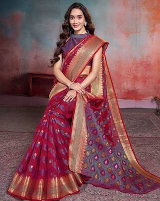Woven design zari art silk leheriya saree 4