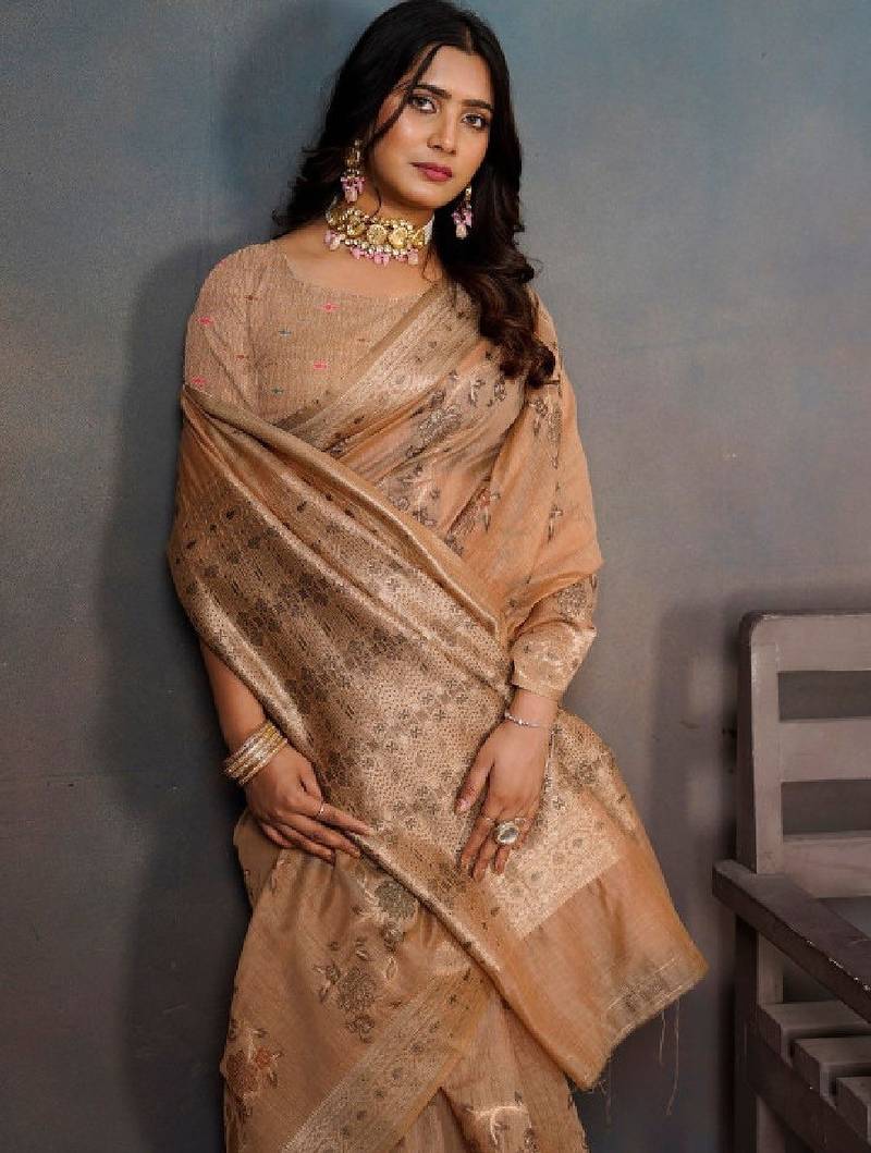 Floral zari silk blend leheriya saree