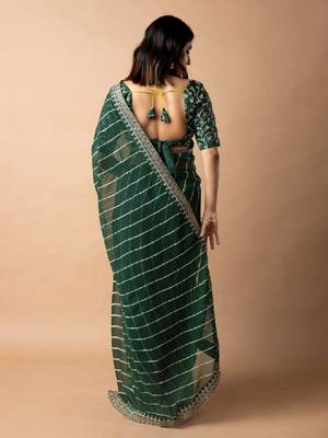 Leheriya printed saree with embroidered border 4