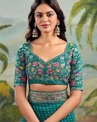 Ethnic motifs embroidered pure georgette heavy work bandhani saree 4